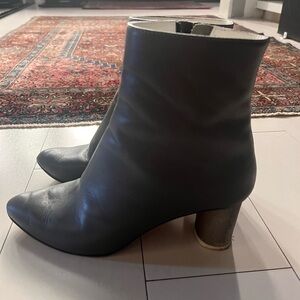Gray Matters Leather Ankle Boots with Concrete Heels 37.5